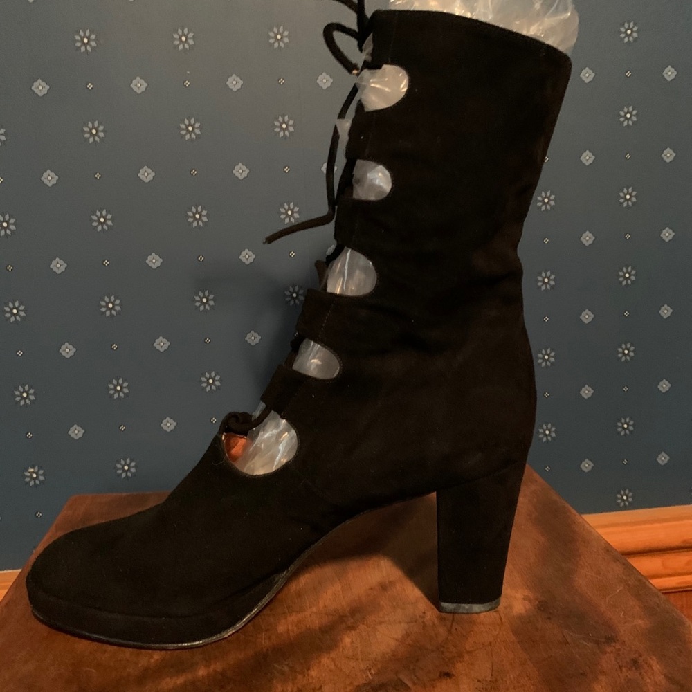 Academia soft suede lace up heels